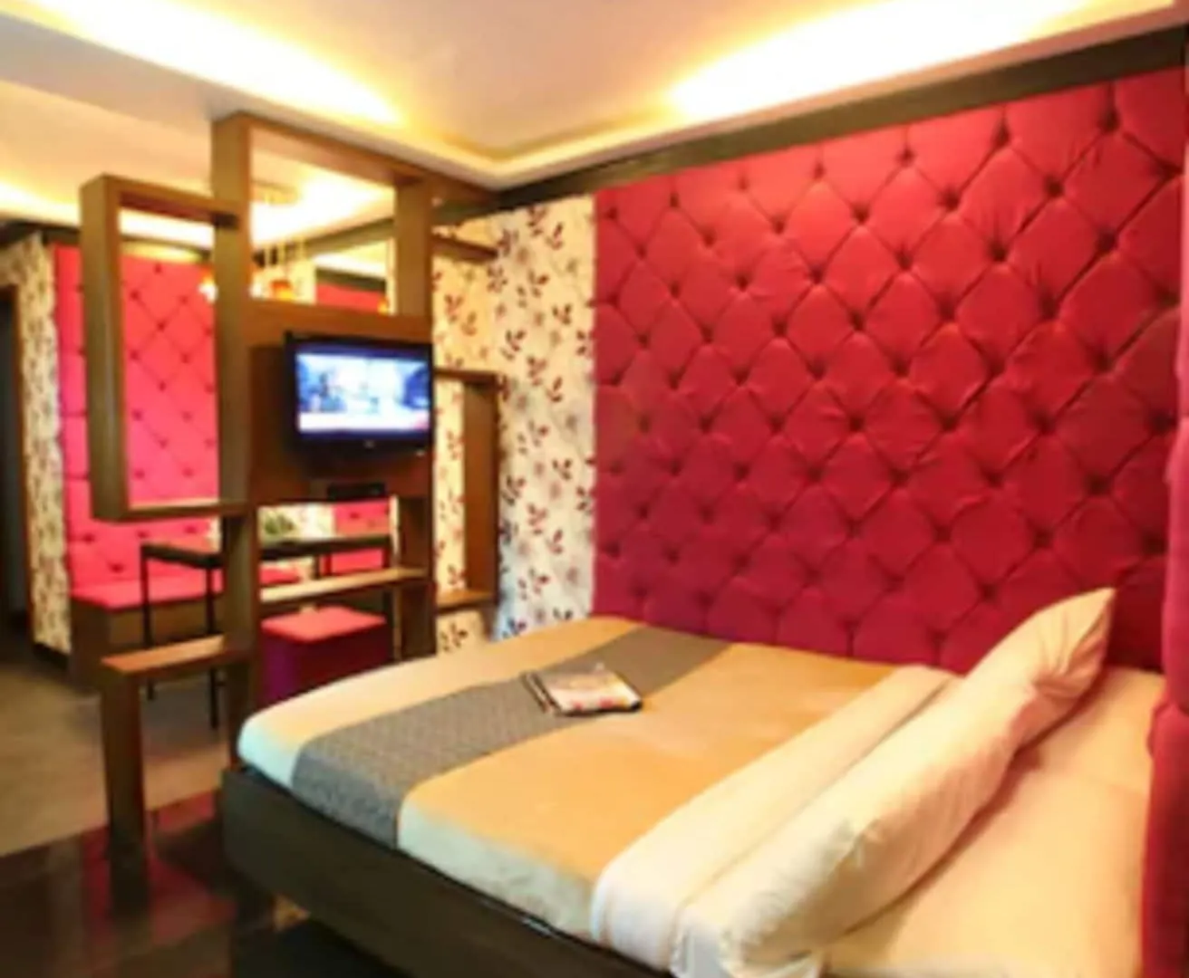 Victoria Court Escarpment Pasigモーテル 3*, Pasig City フィリピン
