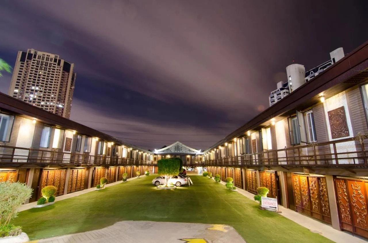 Victoria Court Escarpment Pasigモーテル